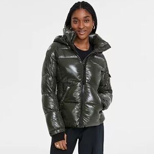S13 NYC army green puffer Medium EUC